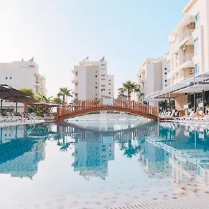 Ledina Hotel