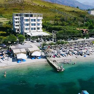 Pastarella Beachfront Hotel